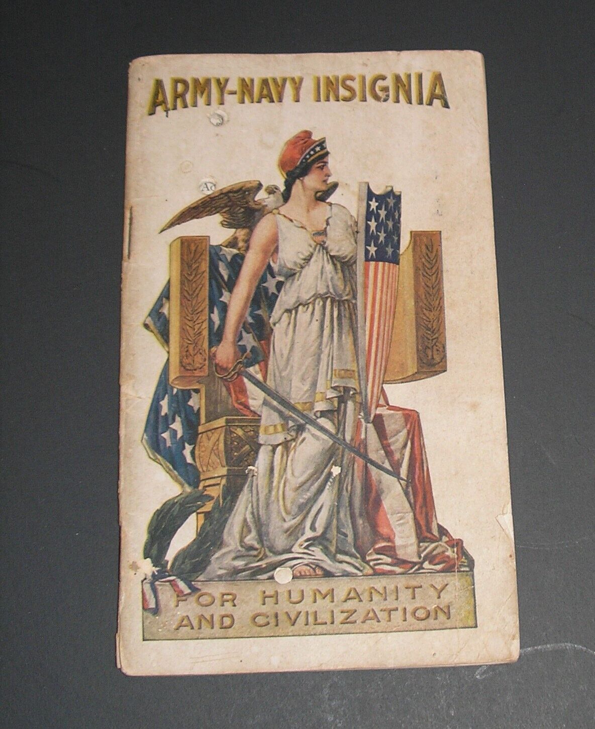 Original 1918 WWI Era Booklet   INSIGNIA OF THE ARMY- NAVY