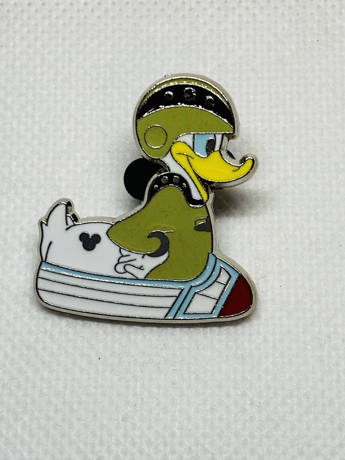 Disney Trading Pin - Donald Duck Outfits - Space Mountain