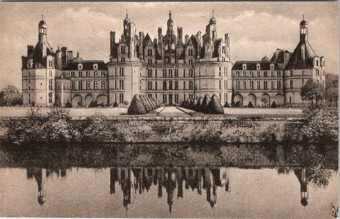 CASTLES, Chateau De Chambord, CHAMBORD, France Postcard