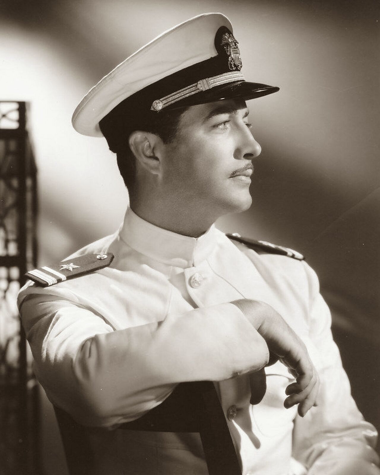 Film Legend ROBERT TAYLOR in Navy Uniform PHOTO (167-d)