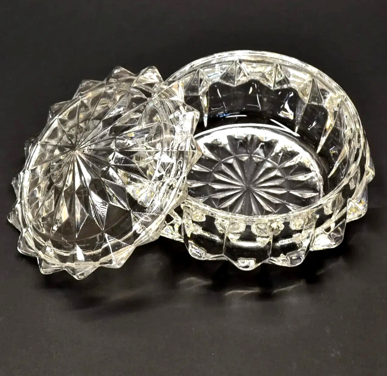 1930s Art Deco Jeannette Windsor Diamond Powder Dish With Lid Depression Glass