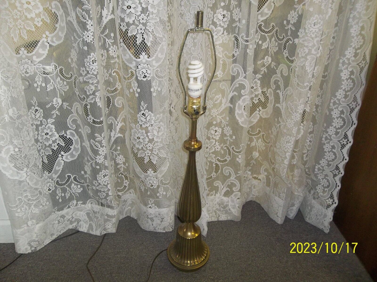 Vintage Tapered Brass Mid-Century Westwood Industries Table Lamp
