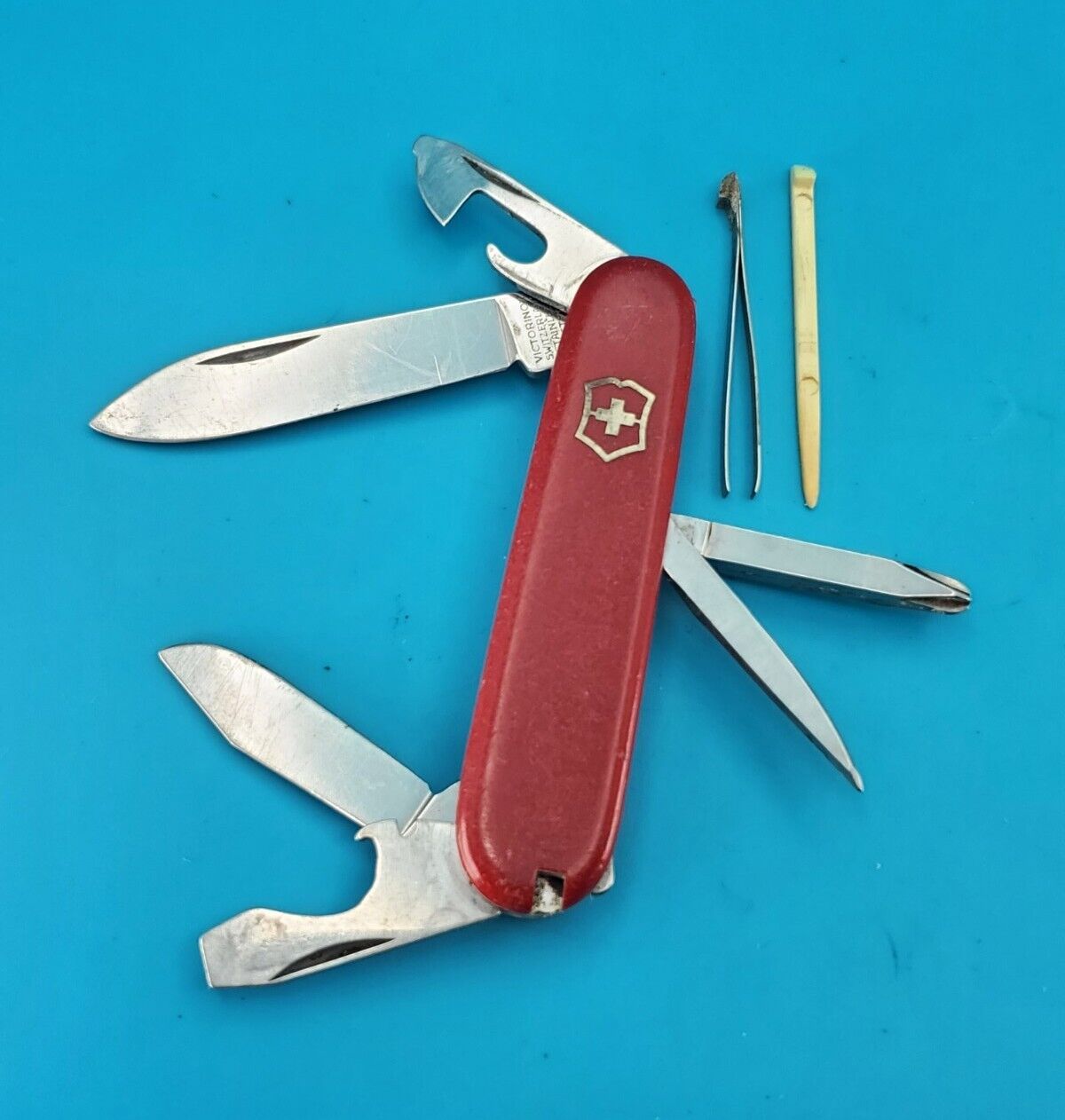 Vintage Victorinox Small Tinker Swiss Army Knife With Square Philips