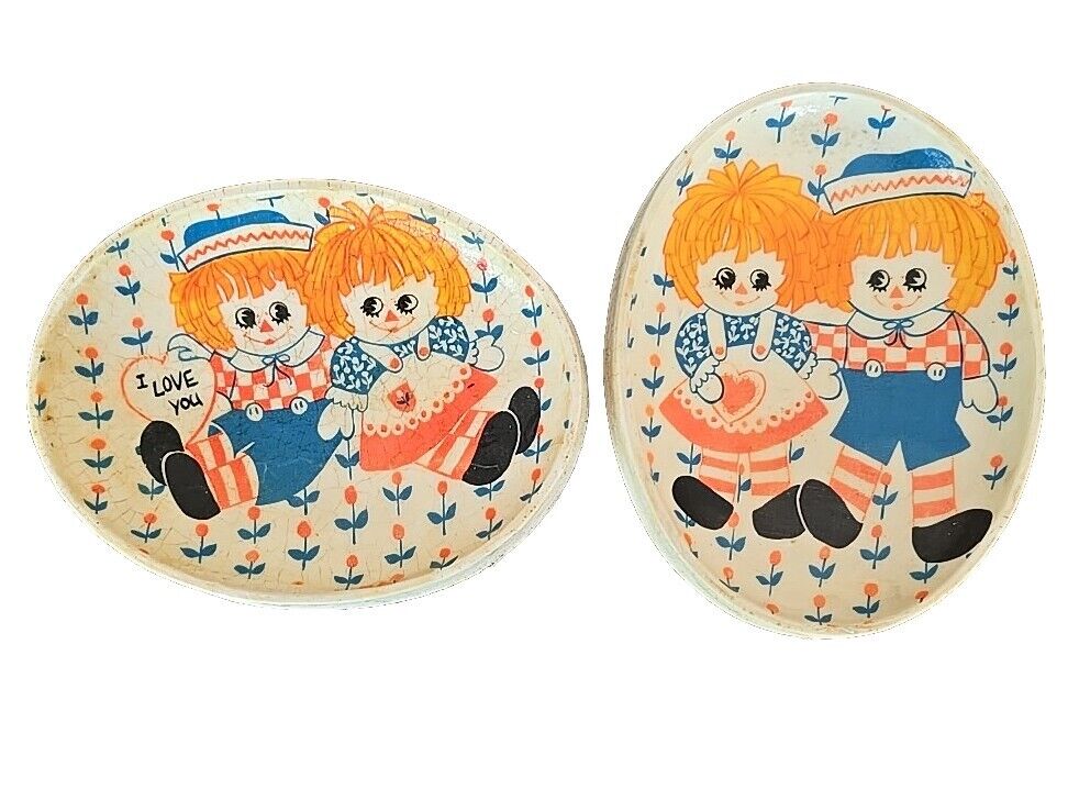 Two (2) Vintage ~ Raggedy Ann & Raggedy Andy ~ Plaster ~ Oval ~ Wall Pictures