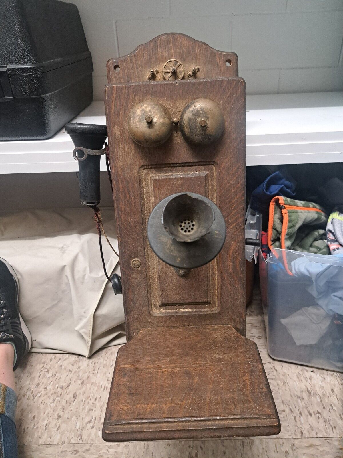 Antique American Electric Telephone Co. Chicago Wall Telephone (Wear)