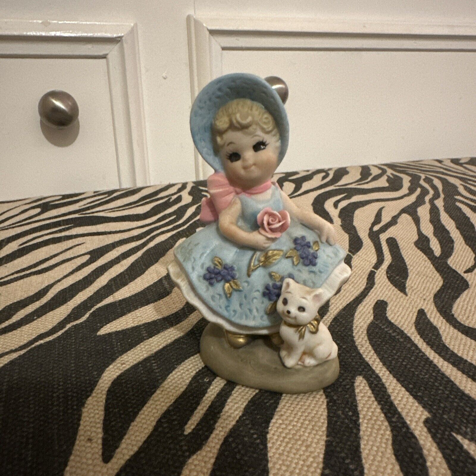 Vintage Bisque Porcelain Girl With Cat