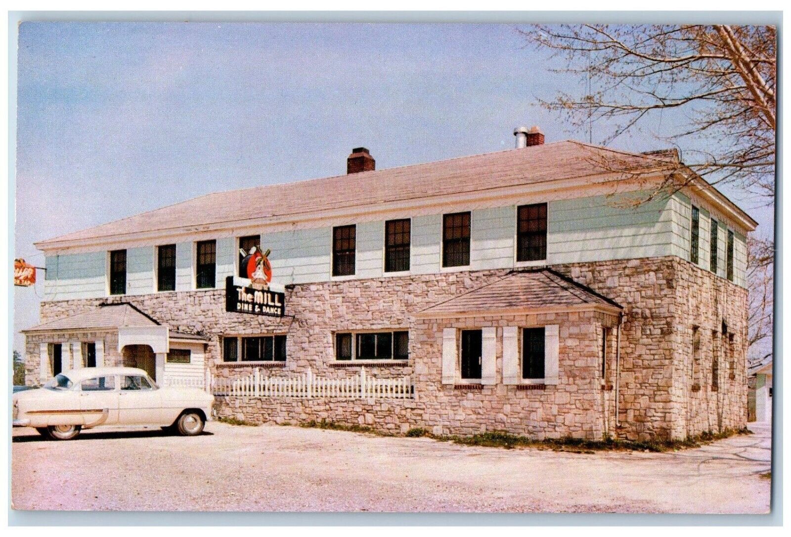 Sturgeon Bay Wisconsin WI Postcard The Mill Dine & Dance Restaurant Cars Vintage