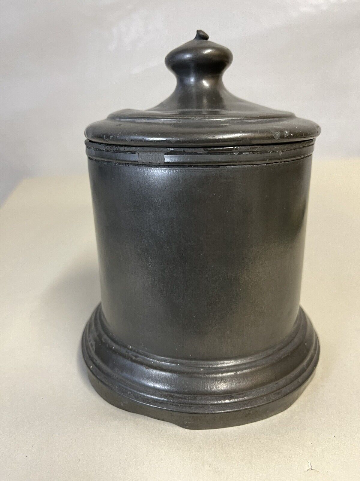 Antique late 18th or early 19th century pewter humidor