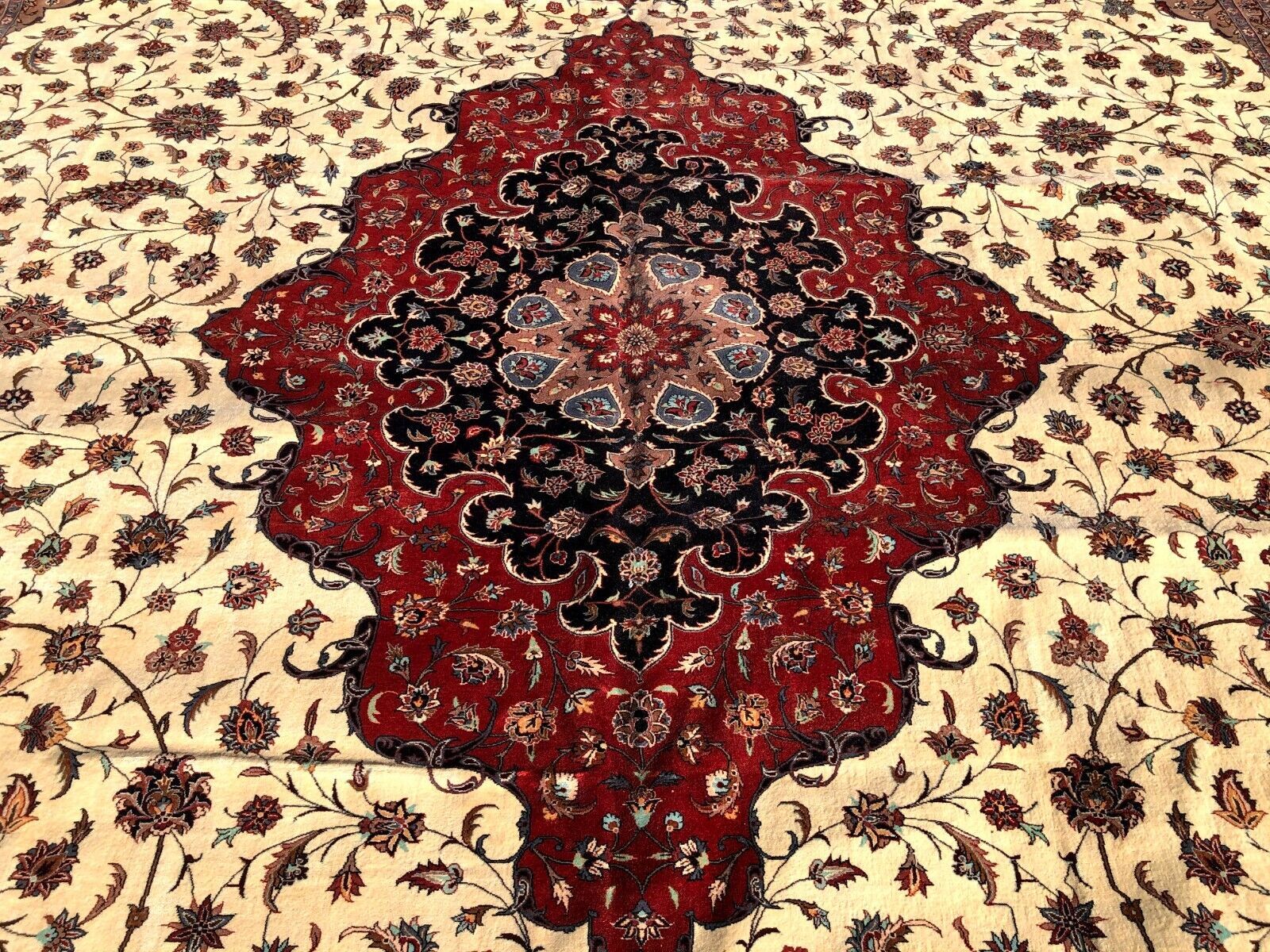 15\' x 25\' Large Tabriz, Wool & Silk,  Authentic Hand Knotted Persian Rug 60 RADJ