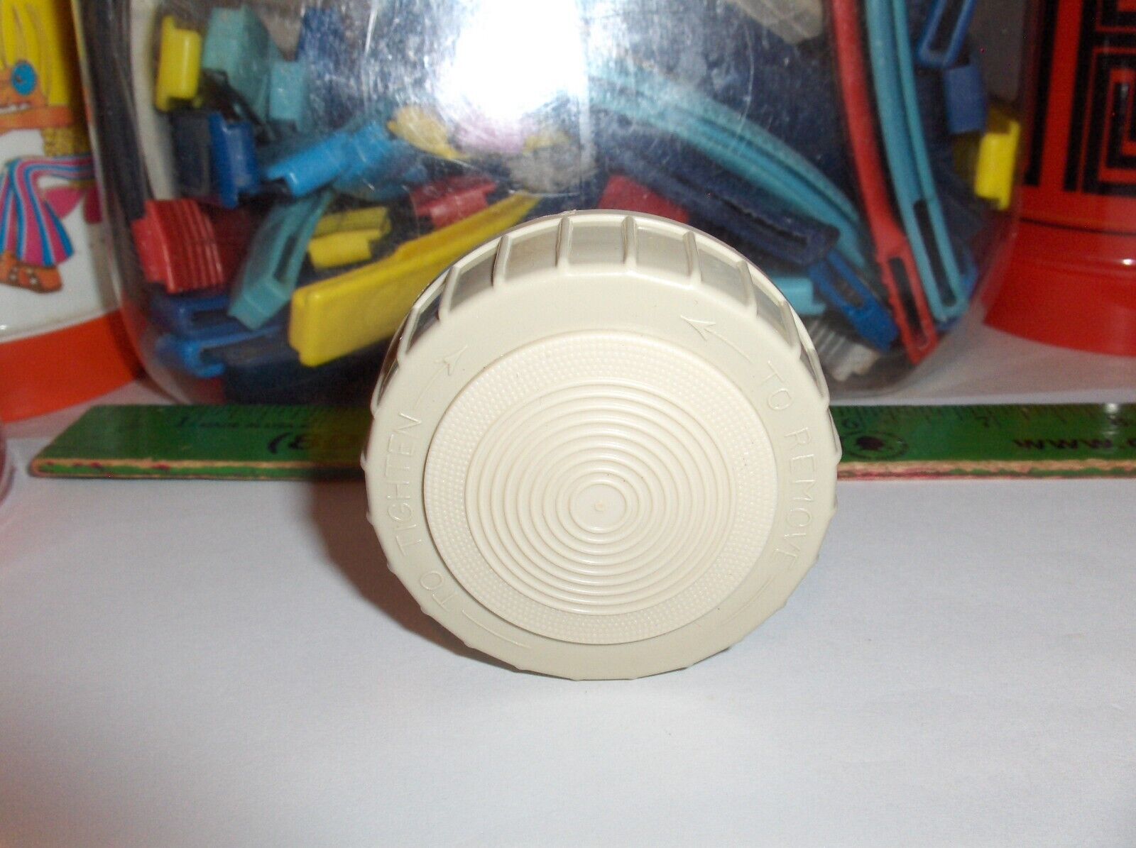 Vintage Tan Replacement Thermos Plastic Stopper-The Thermos Co..Stopper#-722-