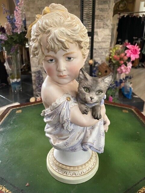 German Antique Scheibe-AlBisque Porcelain Figurine Girl Bust with Kitten, 1890
