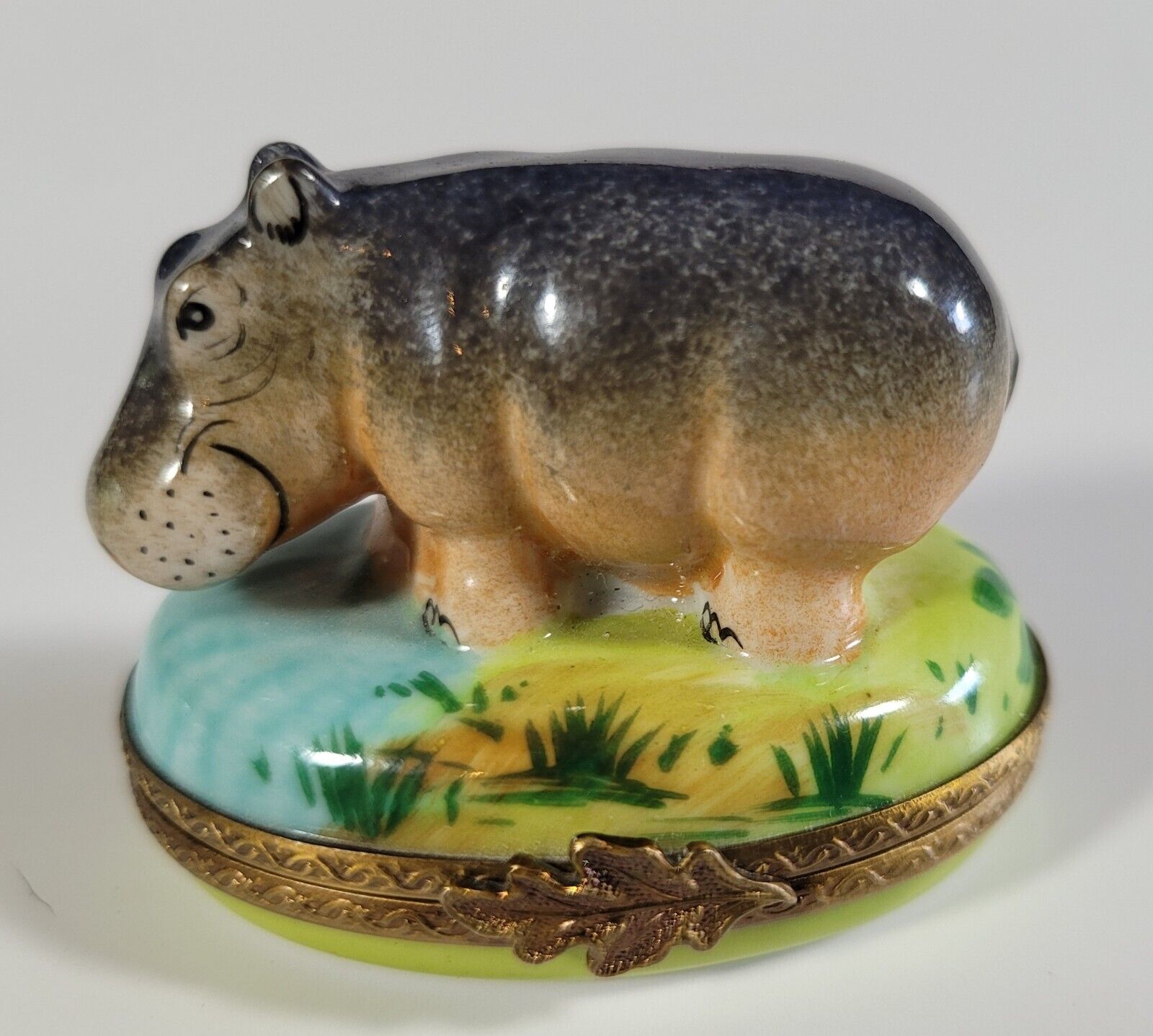 Vintage Limoges France Peint Main - Hippopotamus - Safari - Trinket Box