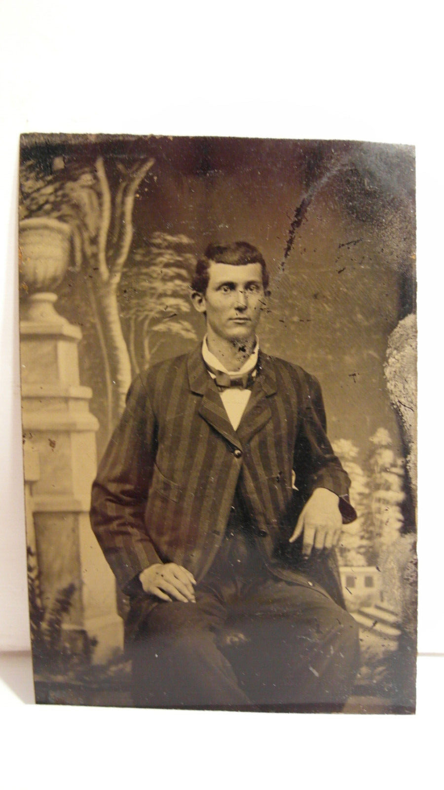 1880S OLD VINTAGE ANTIQUE VICTORIAN WESTERN YOUNG MAN WILD WEST TIN TYPE PHOTO