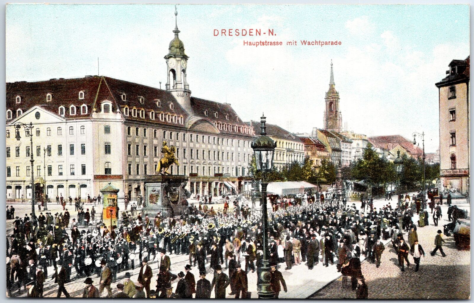 VINTAGE POSTCARD GUARD PARADE ON THE MAIN STREET OF DRESDEN GERMANY c. 1910 RARE