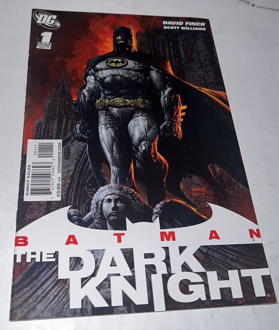 Batman The Dark Knight #1 (2011) DC Comics Finch Variant Cover NM