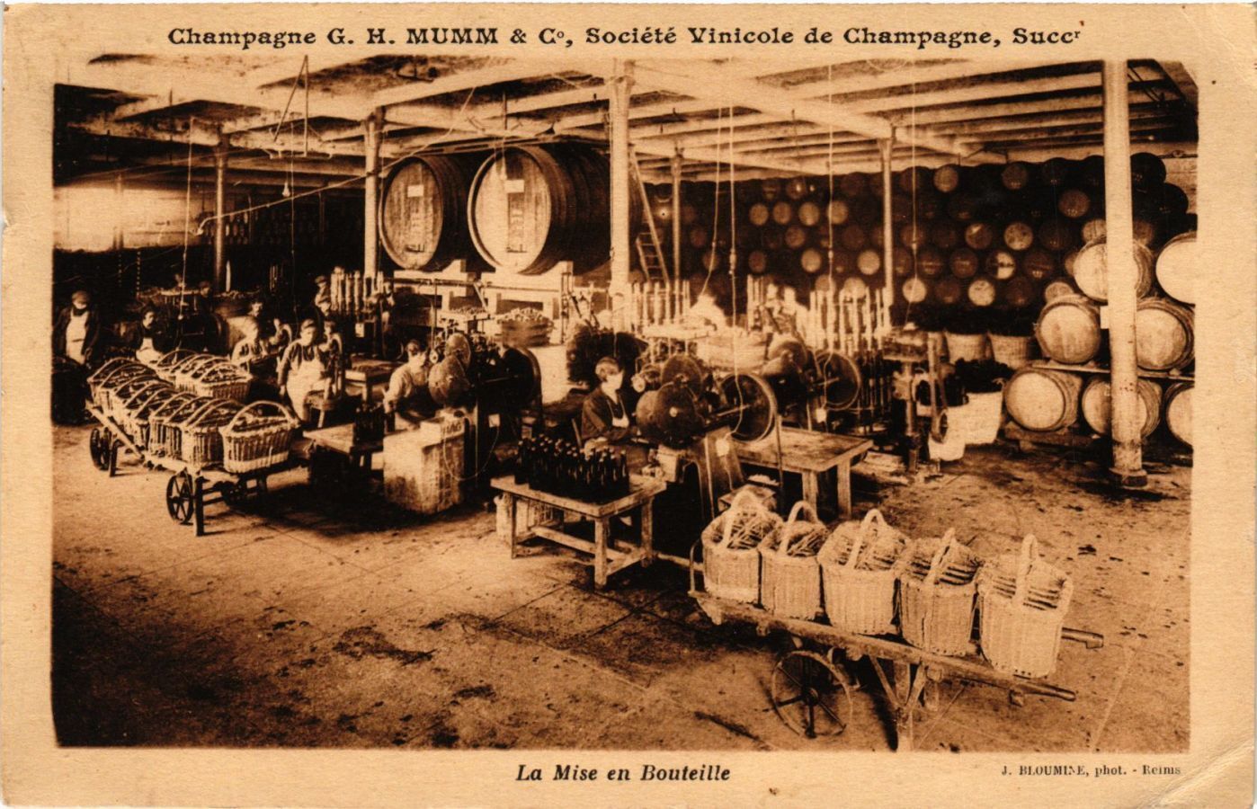 CPA AK Champagne G. H. Mumm & Cle Societe Vinicole de Champagne Succ (743181)
