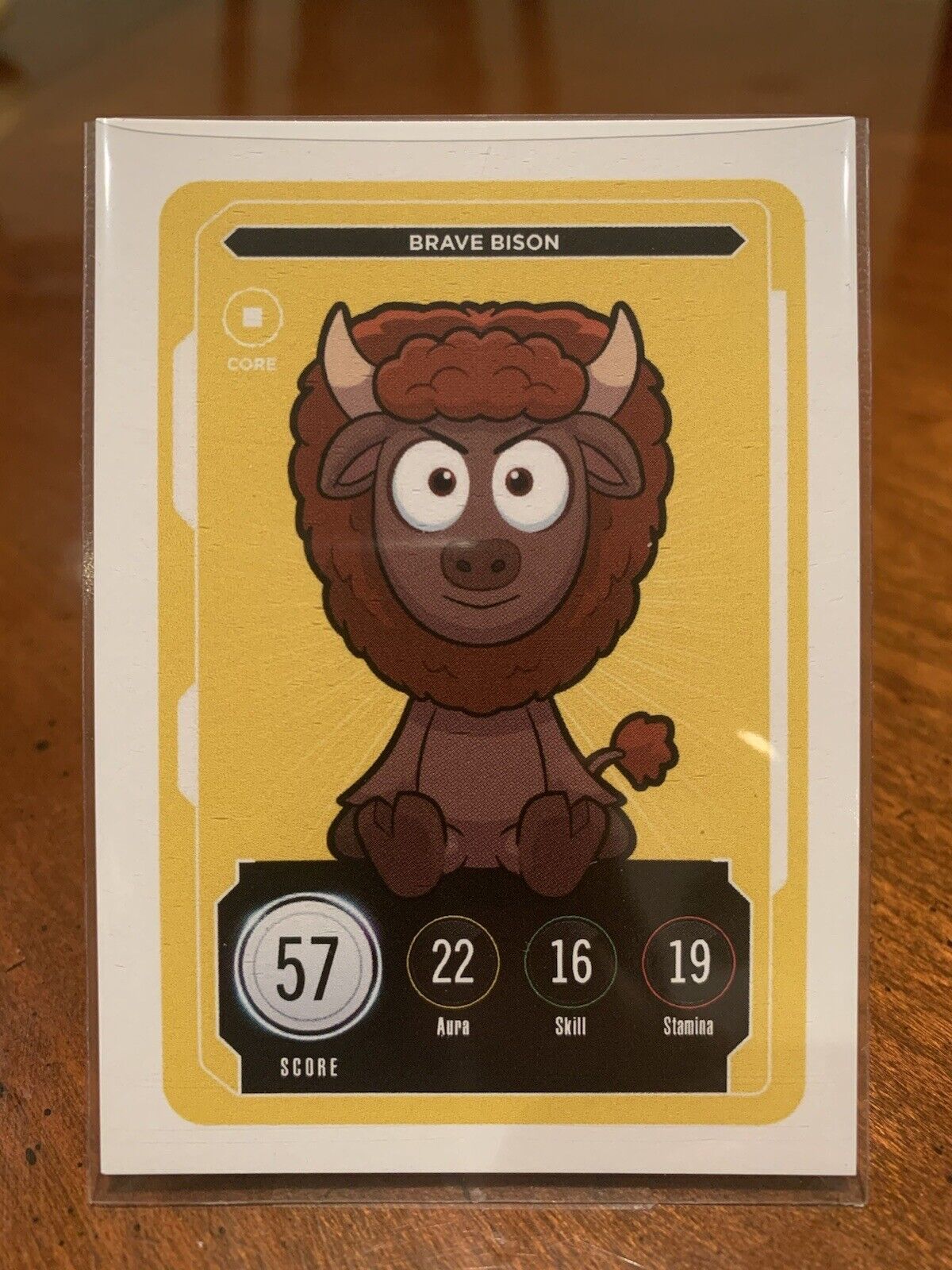 BRAVE BISON - VeeFriends Complete and Collect - M/NM