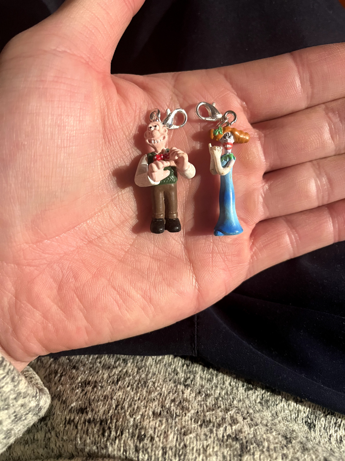 Vintage Wallace and Gromit Wallace and Lady Tottington Micro Figures Charms