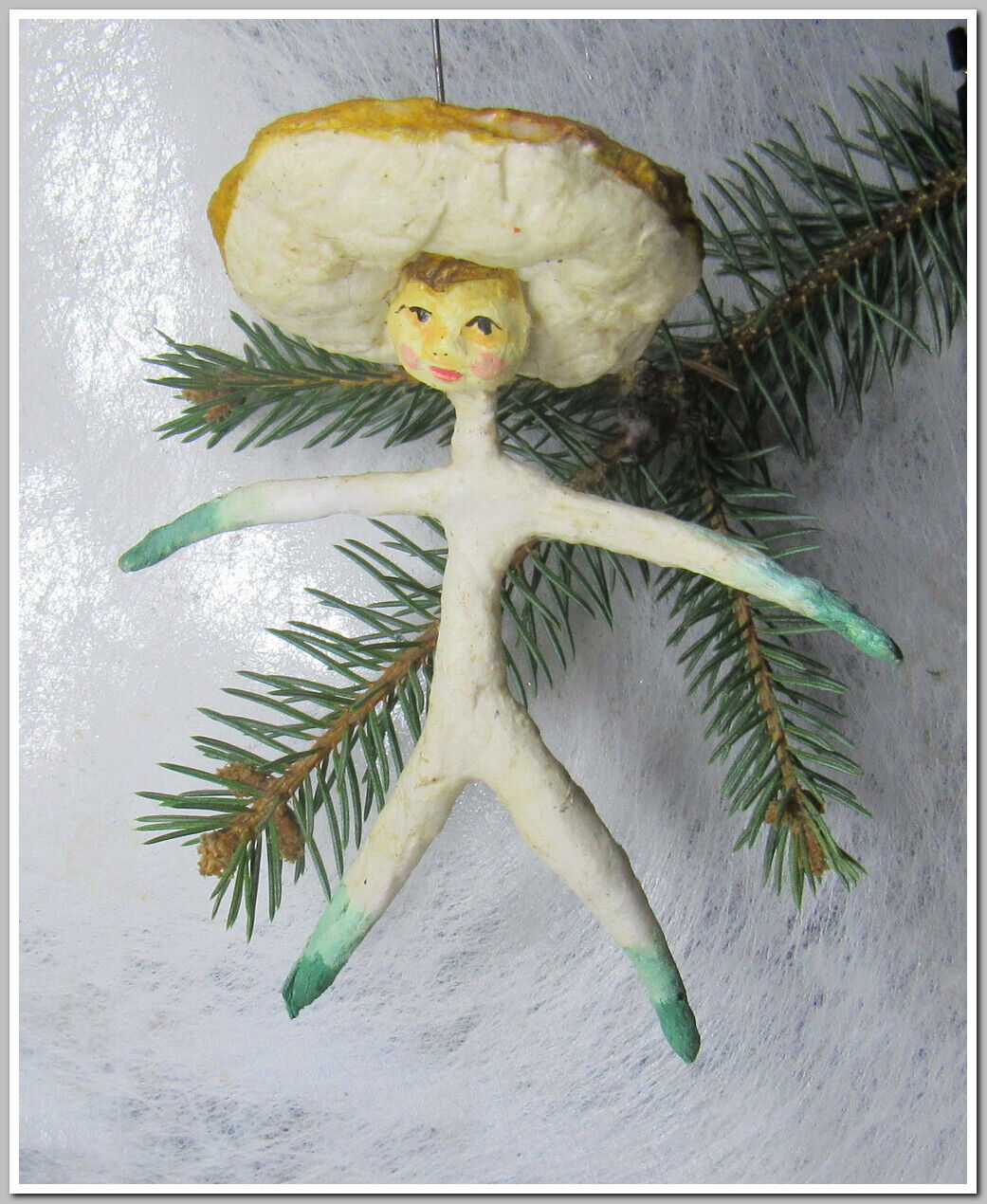 🎄🍄Vintage antique Christmas spun cotton ornament figure Mushroom #29324