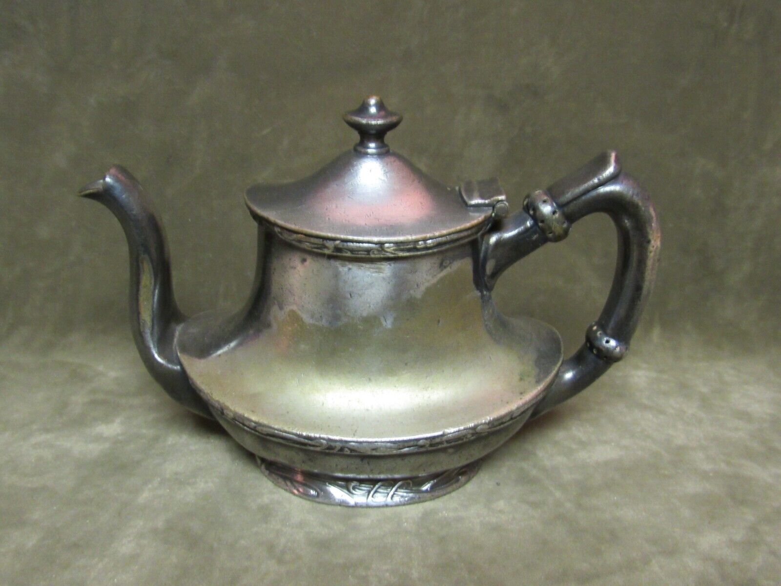 Vintage 1920\'s Reed and Barton Silver Plate Hotel Restaurant Coffee Pot AS IS