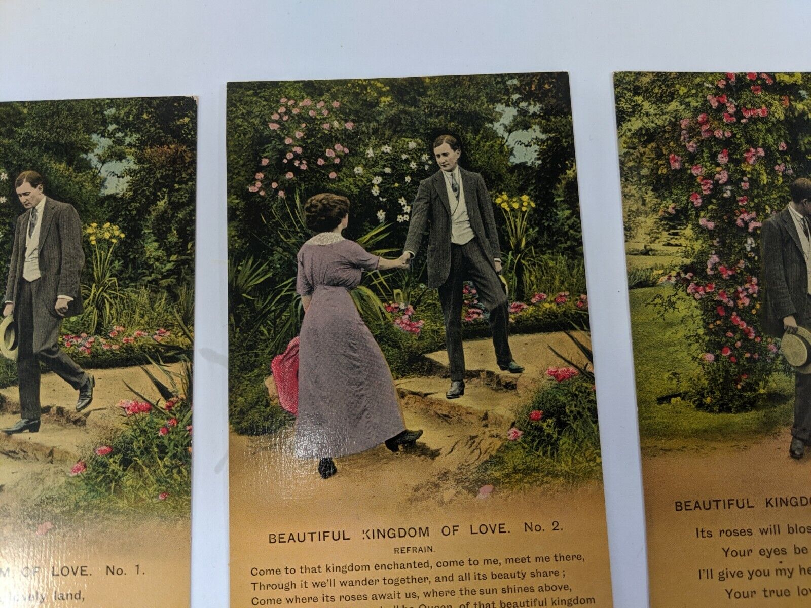 Beautiful Kingdon of Love Man and Woman ROmantic Scene Lot of 3 Postcard