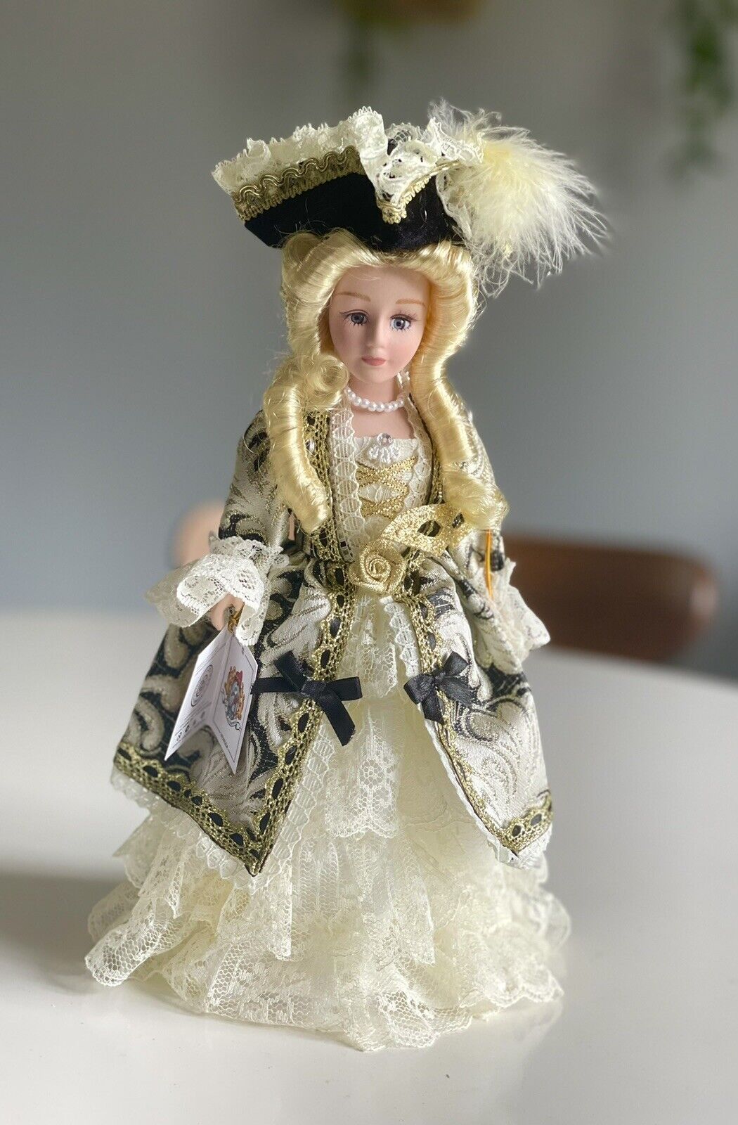 Vintage Victorian Porcelain Doll Venezia Figurine 10’’