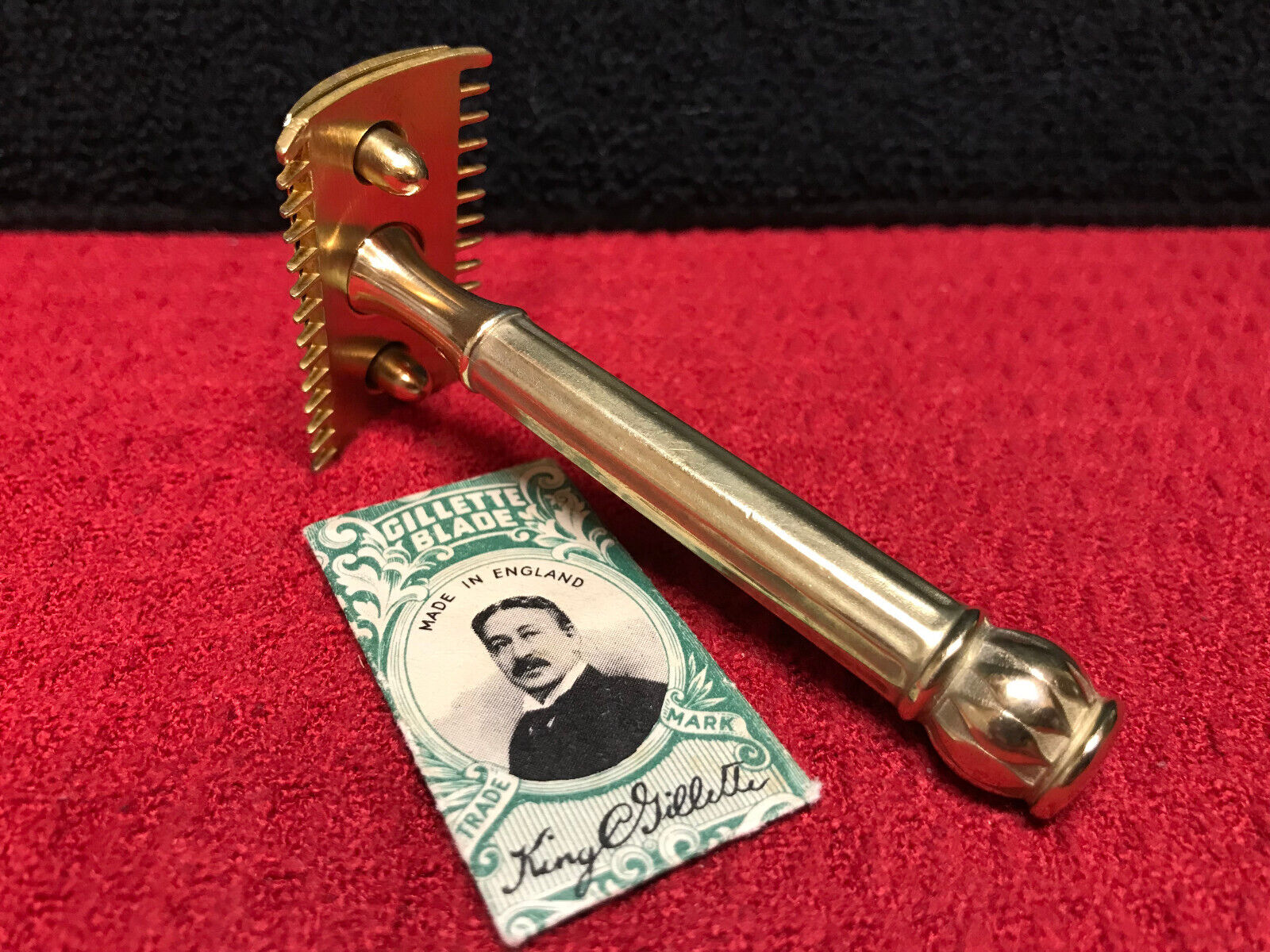 Stunning 1911 Gillette Gold ABC Safety Razor - Shell Design w/Larger Ball End