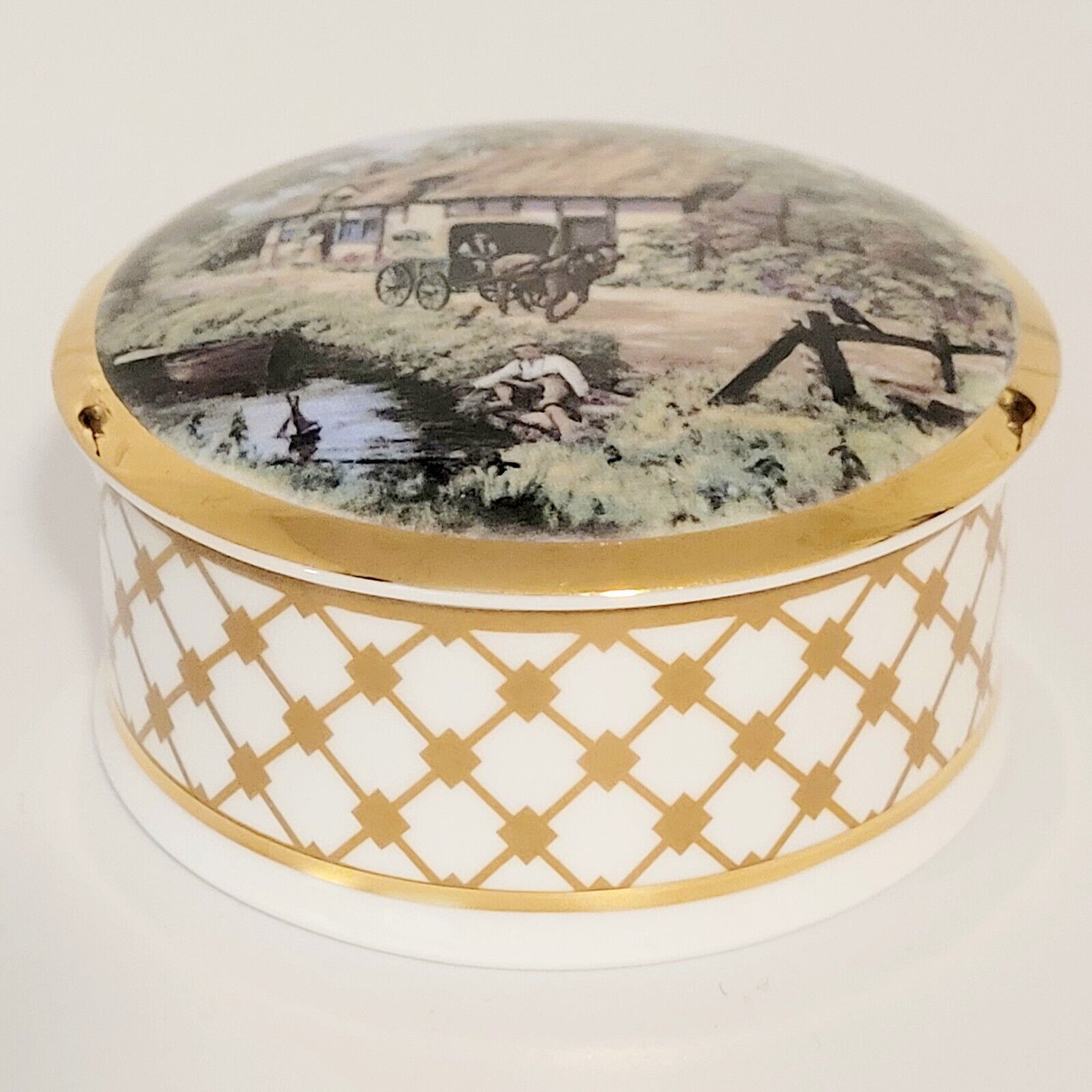 VTG Hand Crafted English Staffordshire Falcon Fine Bone China Tudor Trinket Box