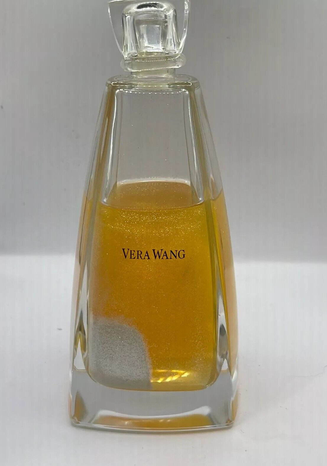 Vera Wang Glittery Moisturizing Luxury Body Shimmer 200 ML 80% Full Glass Bottle