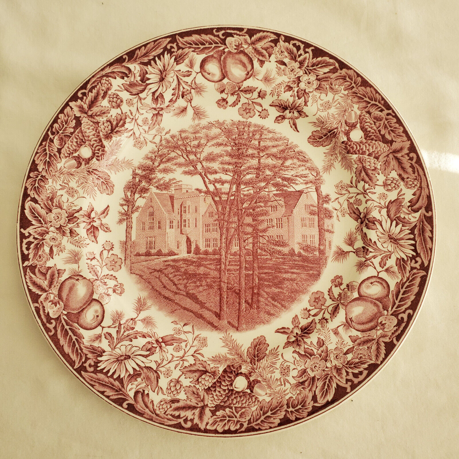 Vassar College Rare Wedgwood Commemorative Plate - Blodgett Hall, Excellent Cond