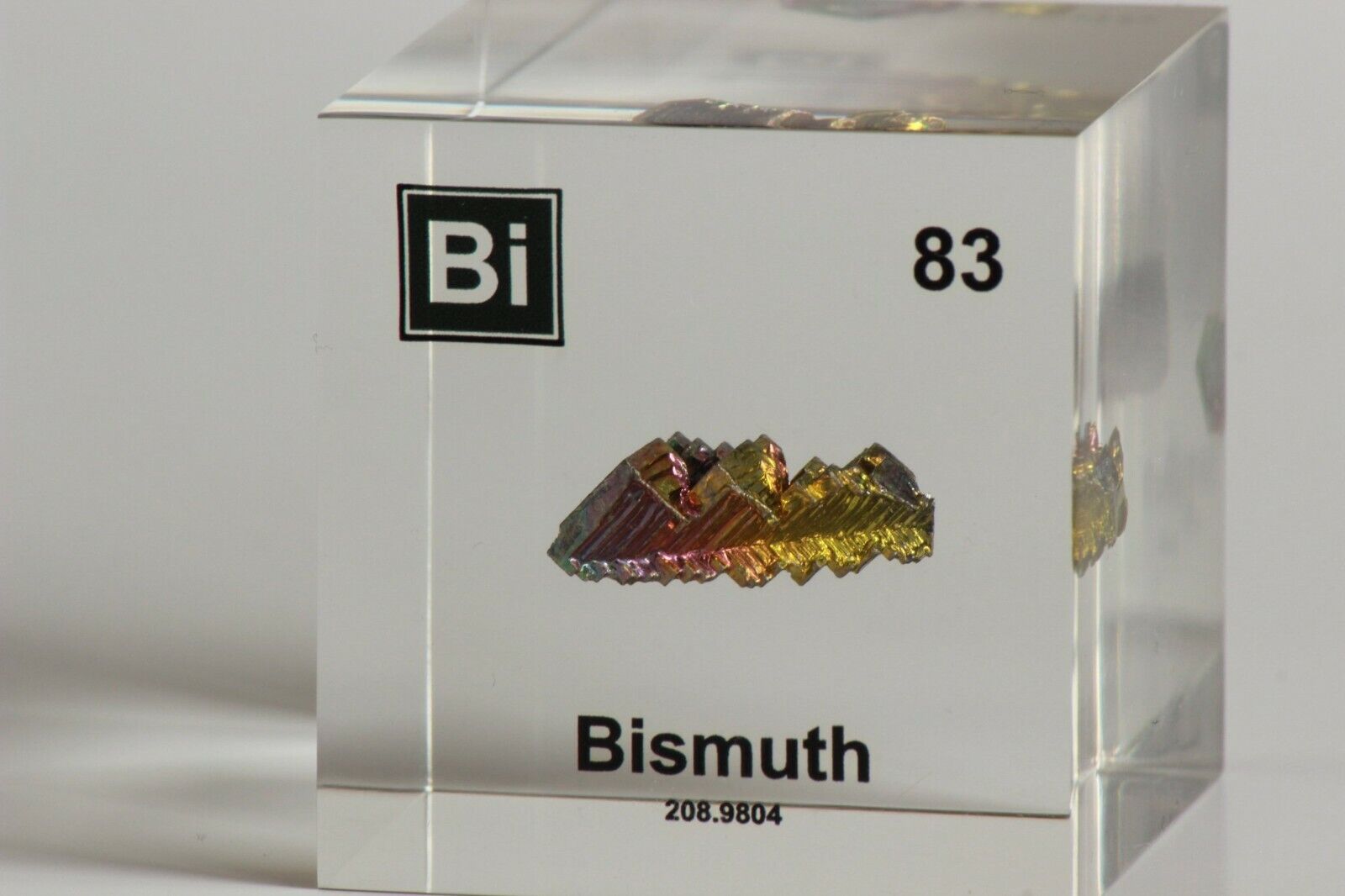 Bismuth Metal - Acrylic Element Cube