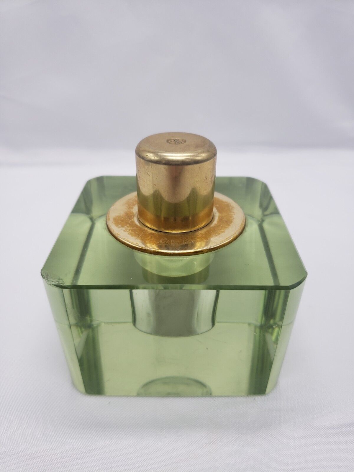 Vintage Mid Century Brown And Bigelow Neptune Green Crystal Table Lighter