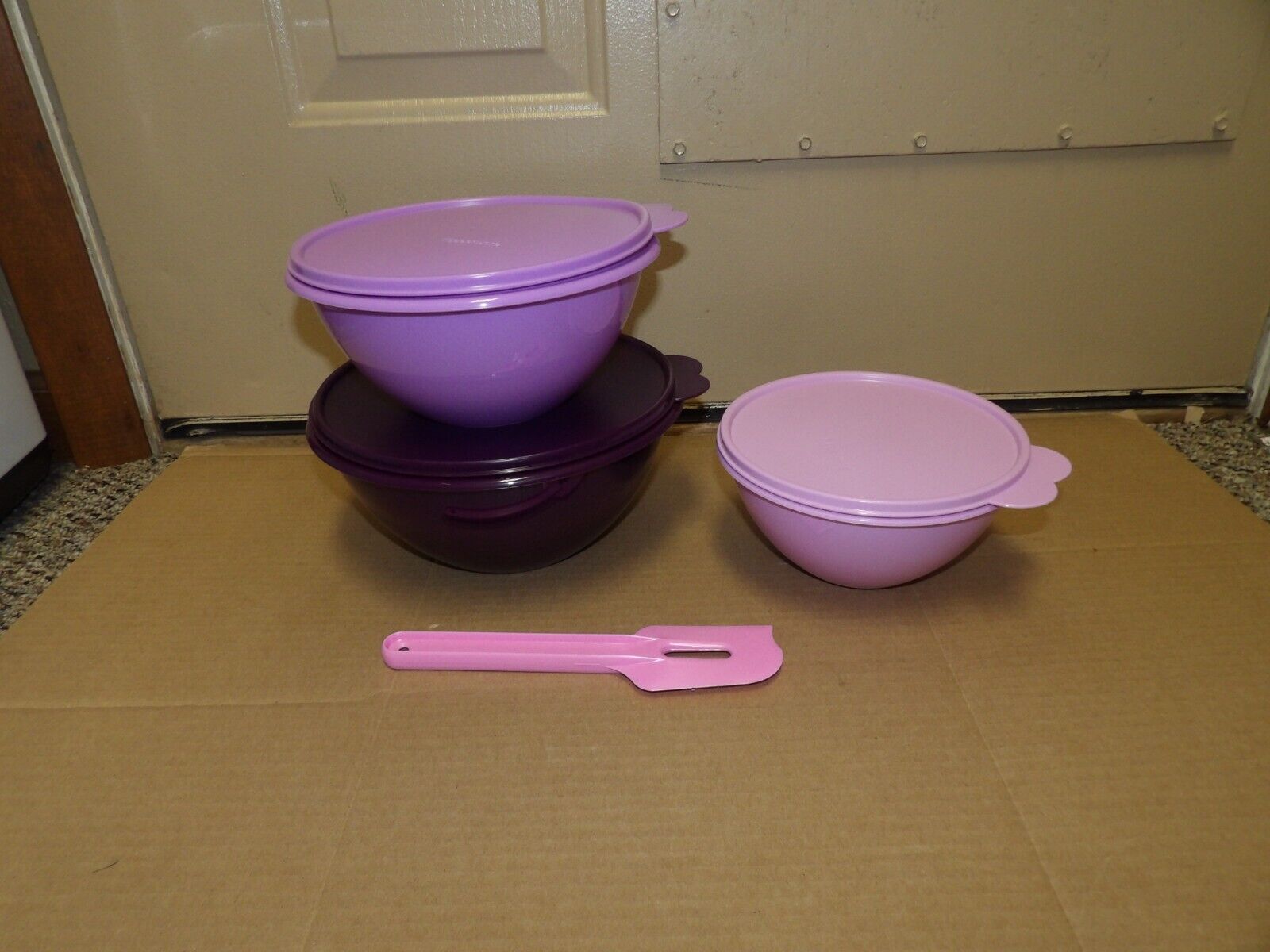 Tupperware Wonderlier 6 Piece Bowl Set Purple Lavender NEW