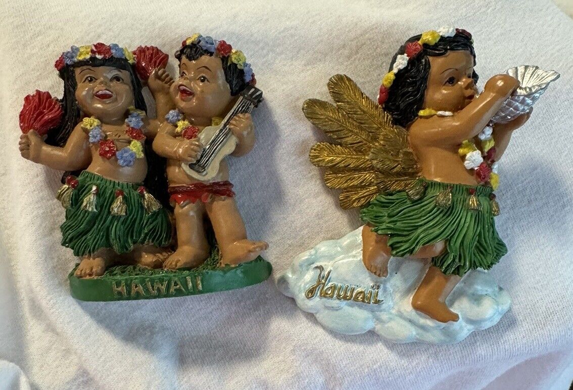 2 Vintage Hawaii Kitcshy Souvenir 3D Magnet Couple Kitcsh Hula Travel Shell Leis