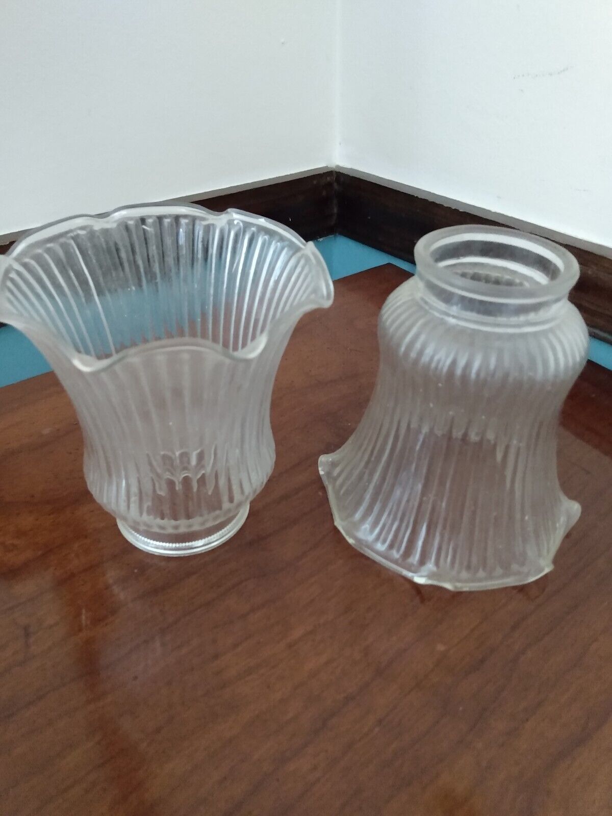 Pair Set 2 Vintage Glass Lampshades Fitter Shades Hurricane Lamp Bell Shapes