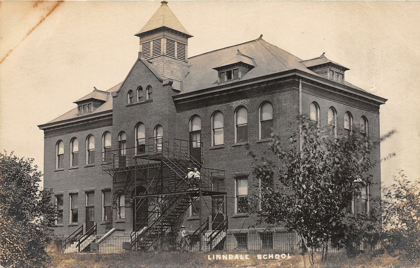F61/ Linndale Cleveland Ohio RPPC Postcard c1910 School House Building
