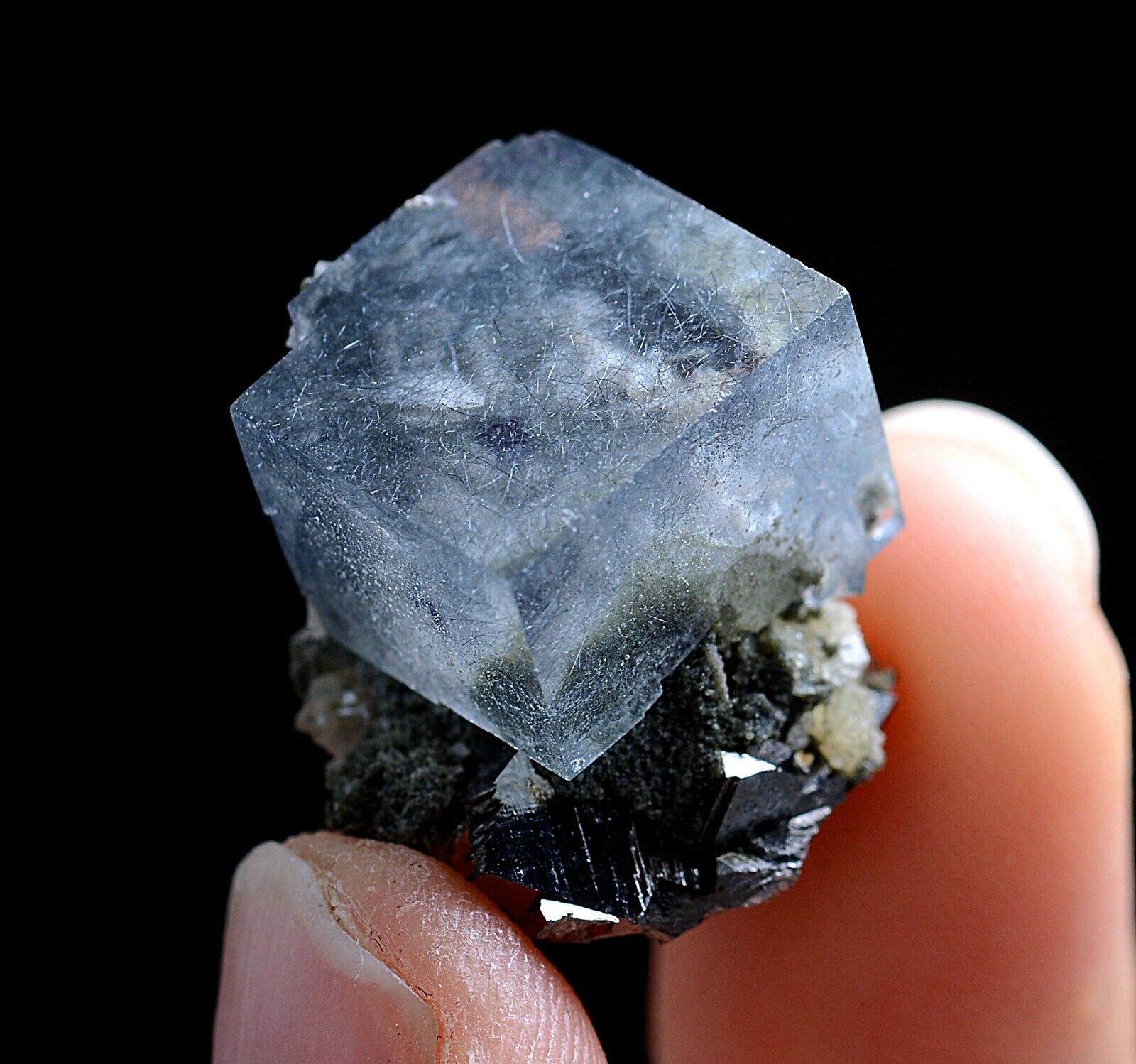 11g Natural Bismuthinite Fluorite Arsenopyrite Mineral Specimen/YaoGangXian