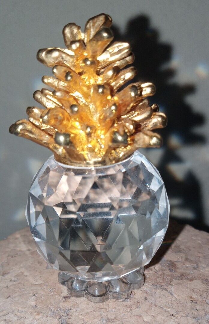 Miniture Crystal Pineapple, Gold Leaves,  2.5\