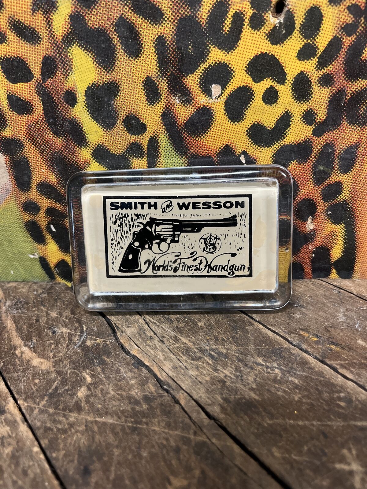 VINTAGE 1957 SMITH AND WESSON HANDGUN GLASS PAPERWEIGHT SIGN FIREARMS RARE