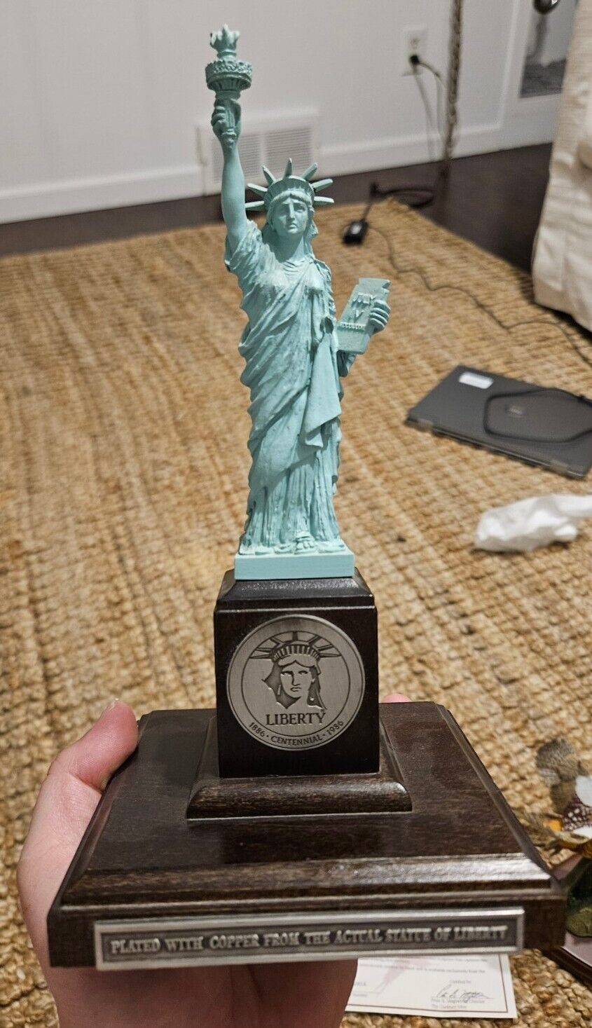 Danbury Mint Exclusive Statue of Liberty Figurine 1986 Copper Plated Americana