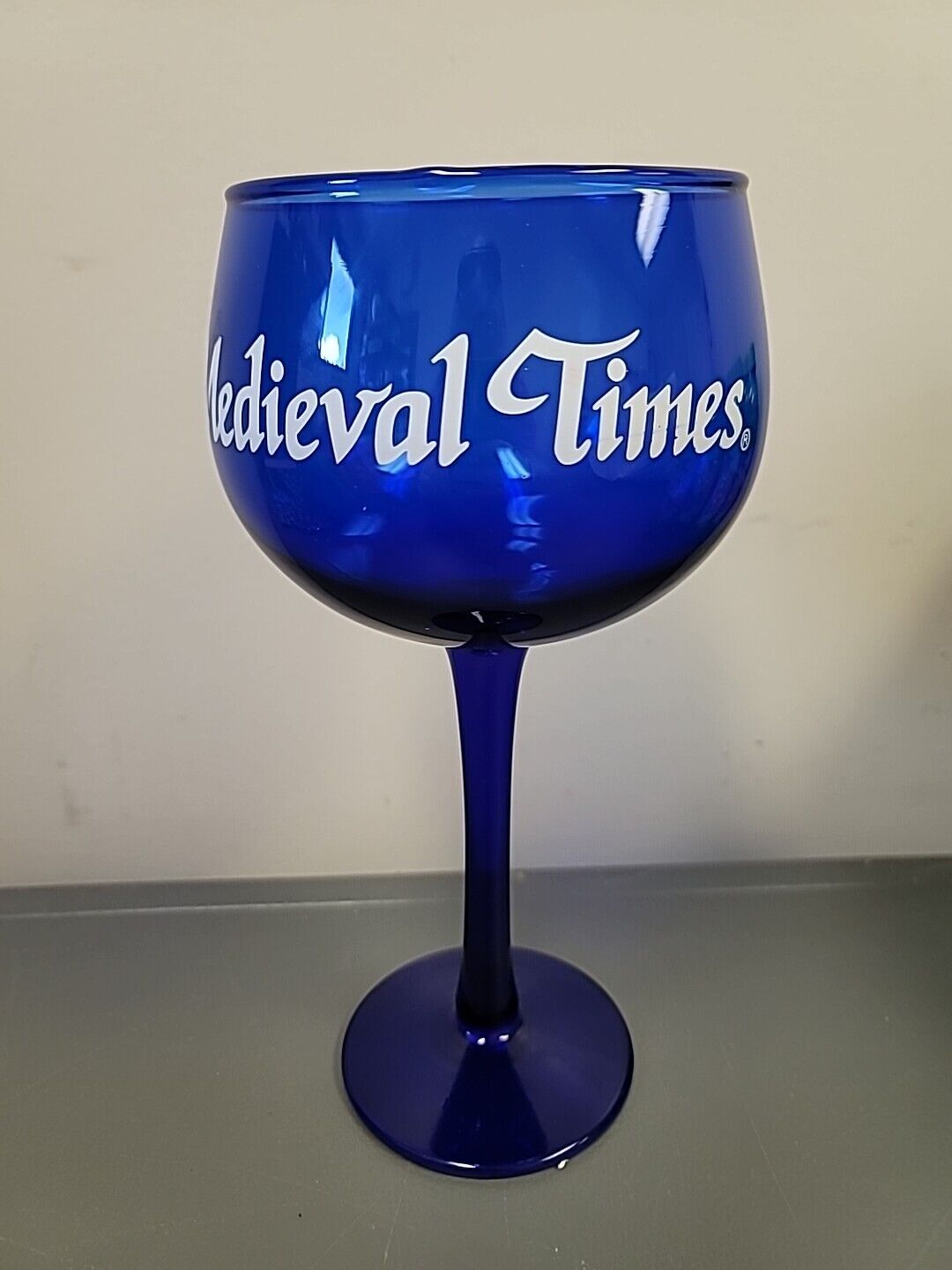 Medieval Times Large Cobalt Blue Goblet Souvenir Wine Margarita Glass 10” x 4\