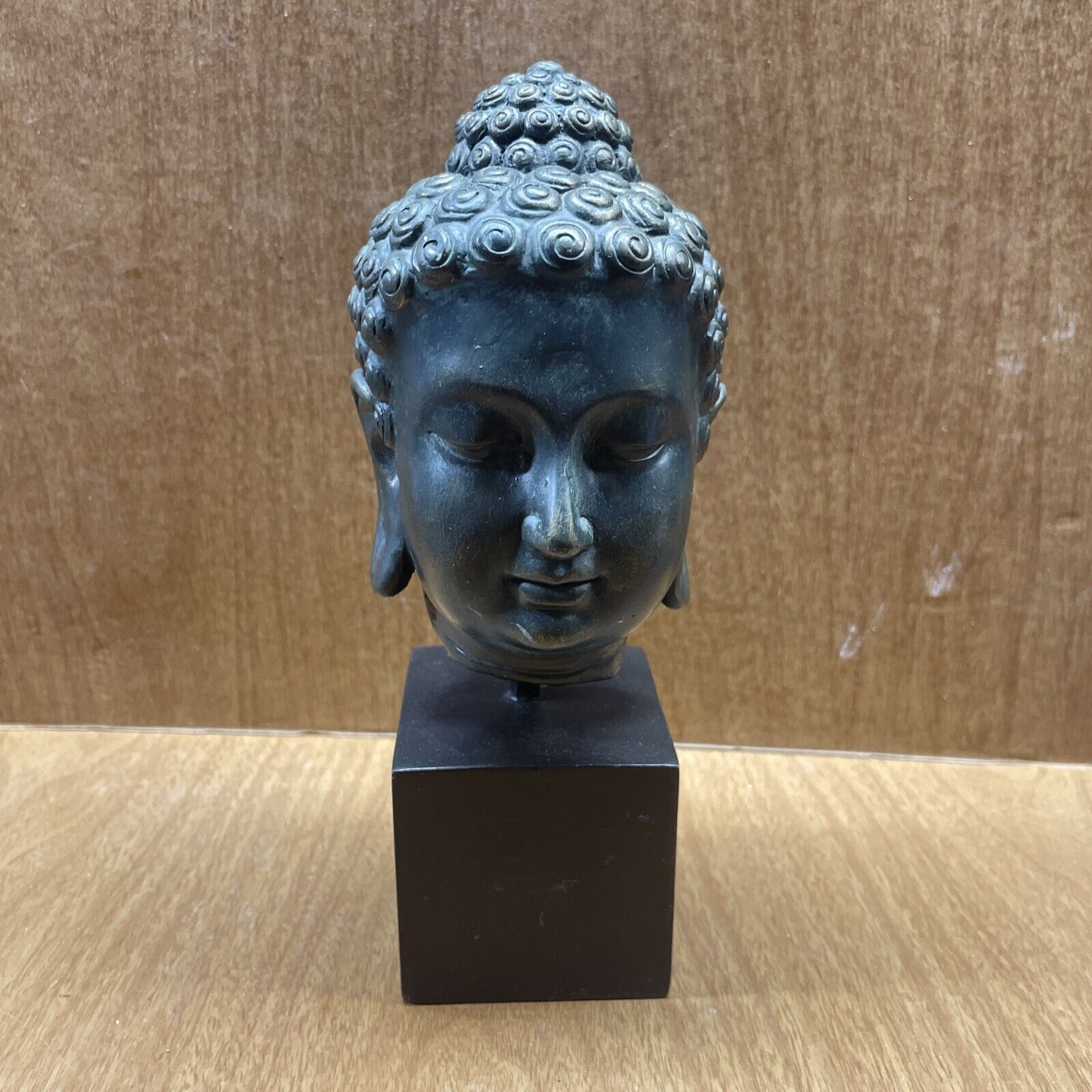 Chiang Saen Thai BUDDHA HEAD on Pedestal - Oiled Bronze Finish 8”
