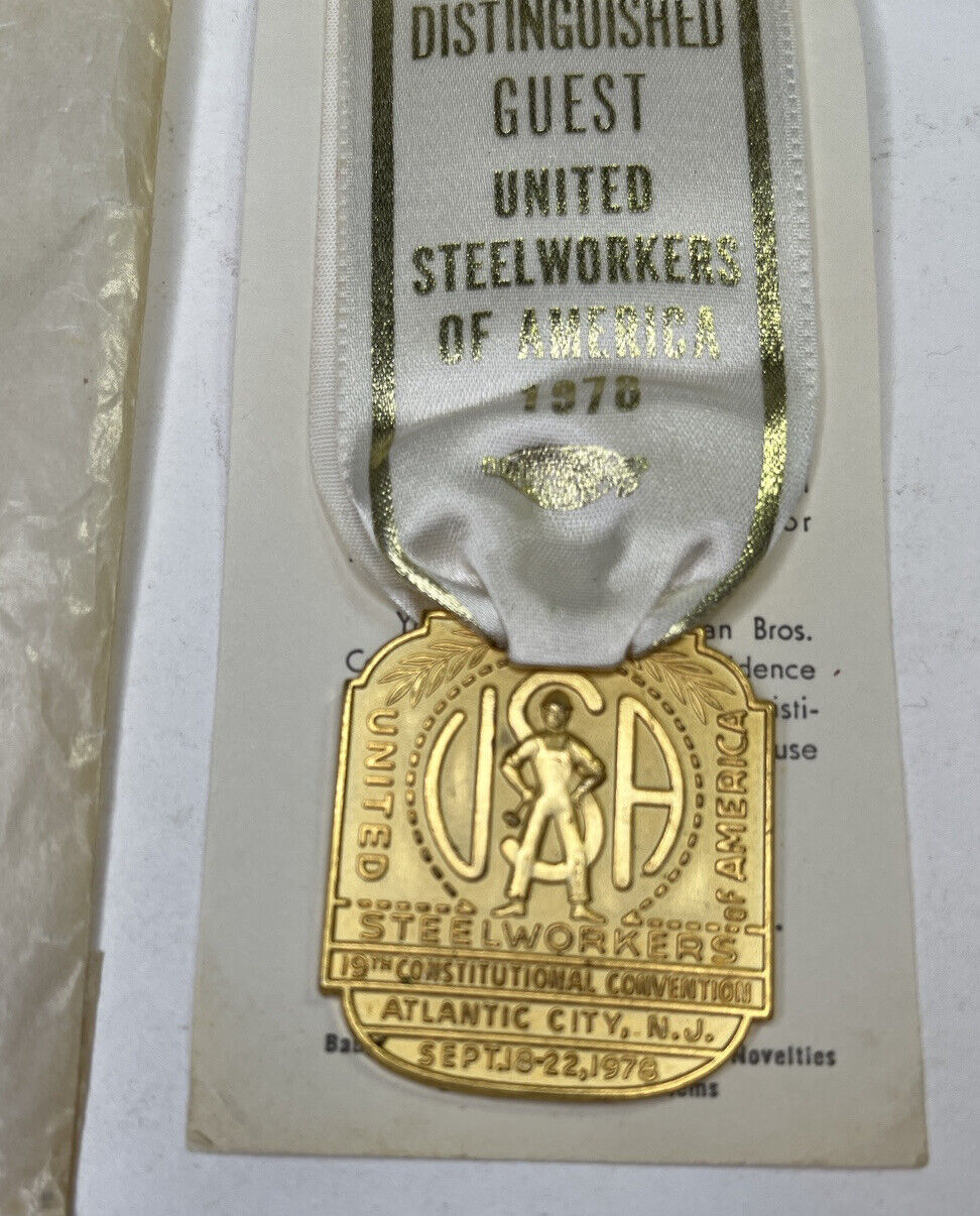 United Steel Workers Of America Distinguished Guest Badge Atlantic City 1978 NOS