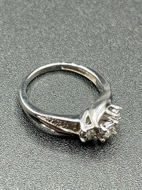 Diamond Ring 10k White Gold
