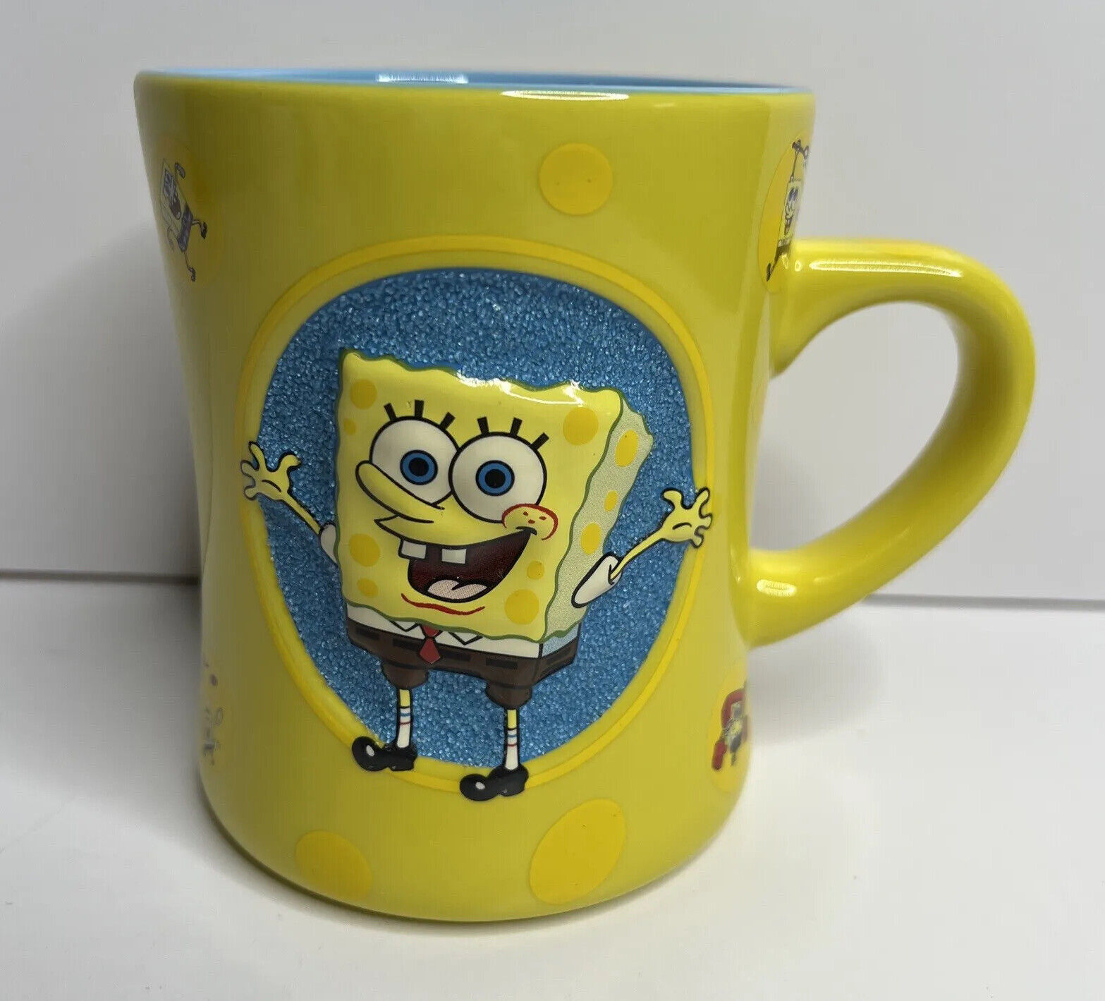 Spongebob Squarepants 2006 Yellow Embossed Ceramic Mug Universal Studios 16oz