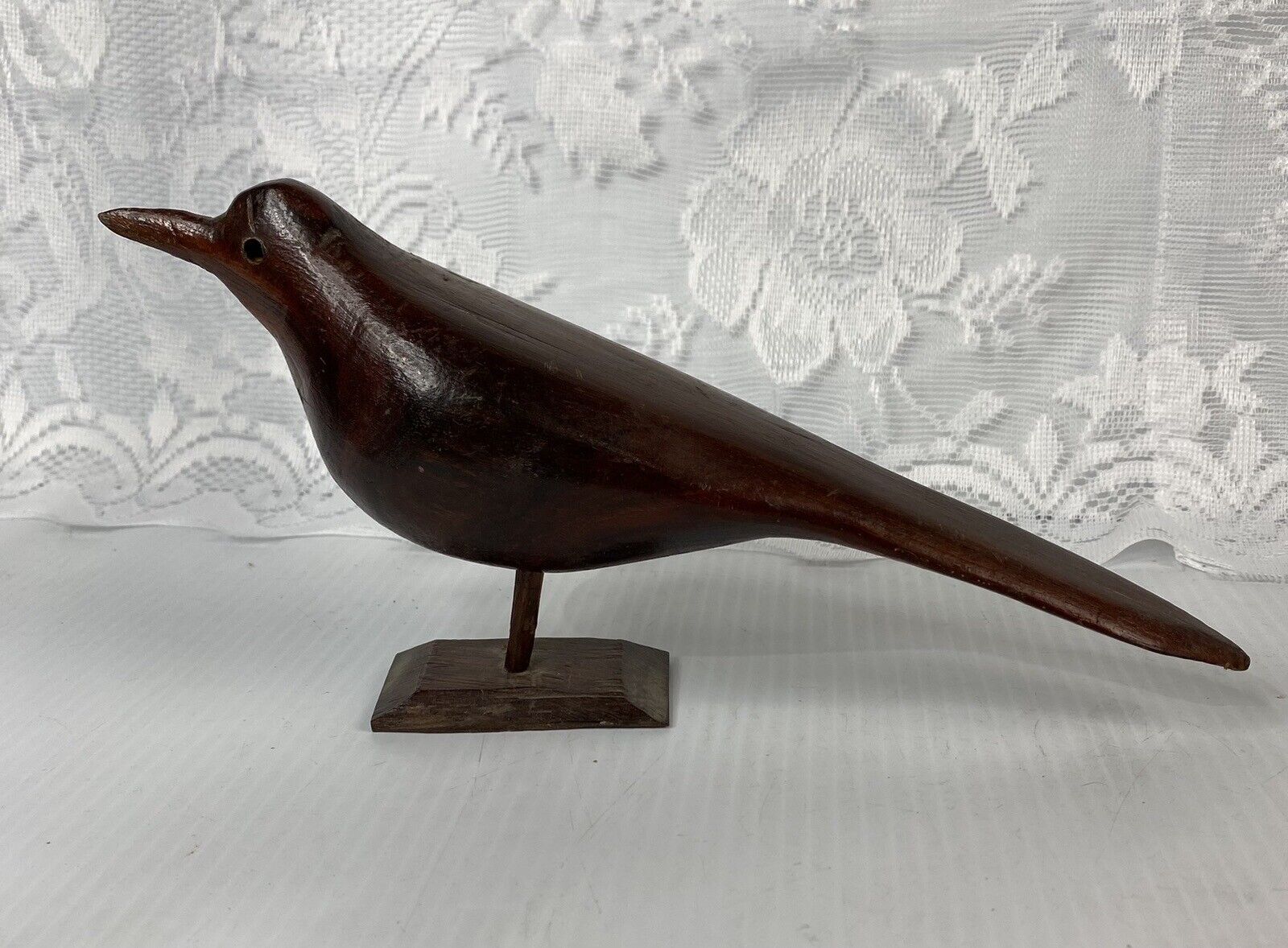 Beautiful vintage hand carved and shore bird