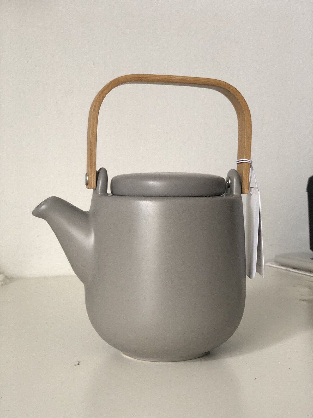 Grey Ceramic TEA POT Wood Handl The British Tea Company 25oz MODERN SLEEK NEW 