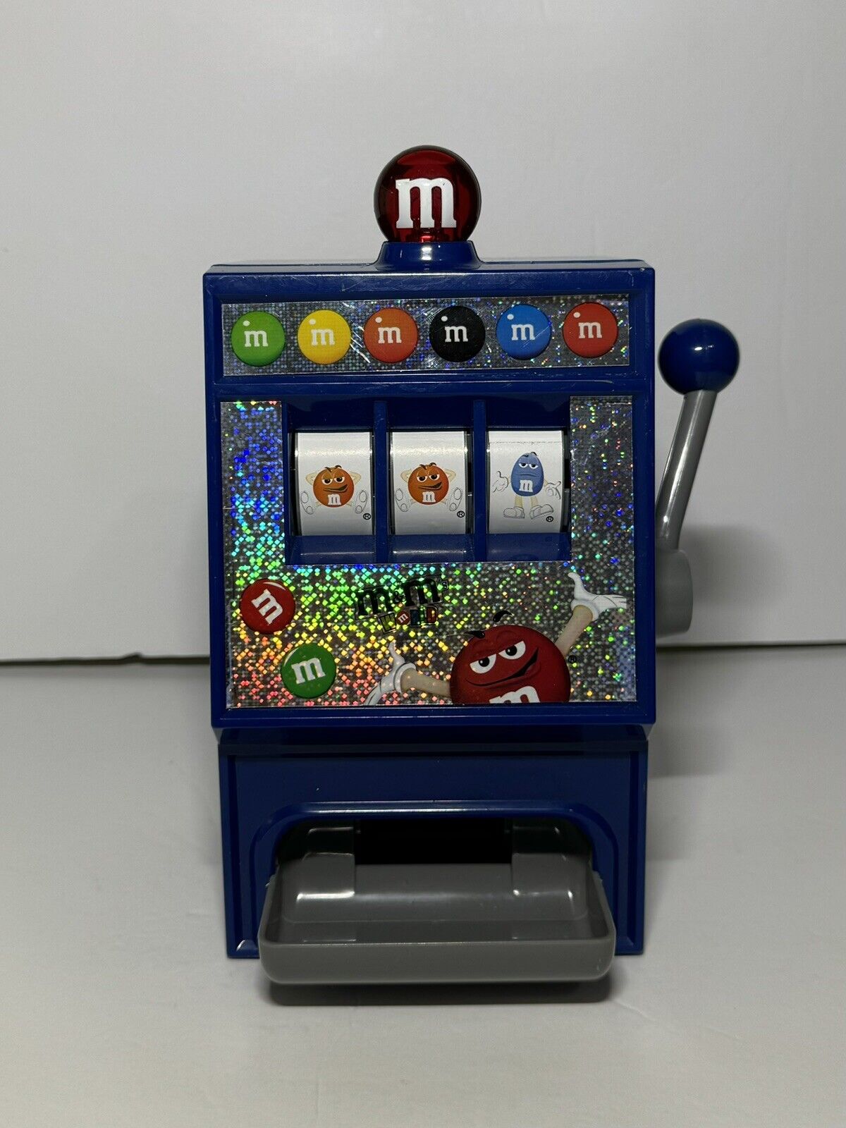 M&M\'s World Slot Machine Candy Dispenser, Blue, Las Vegas Reels Spinning