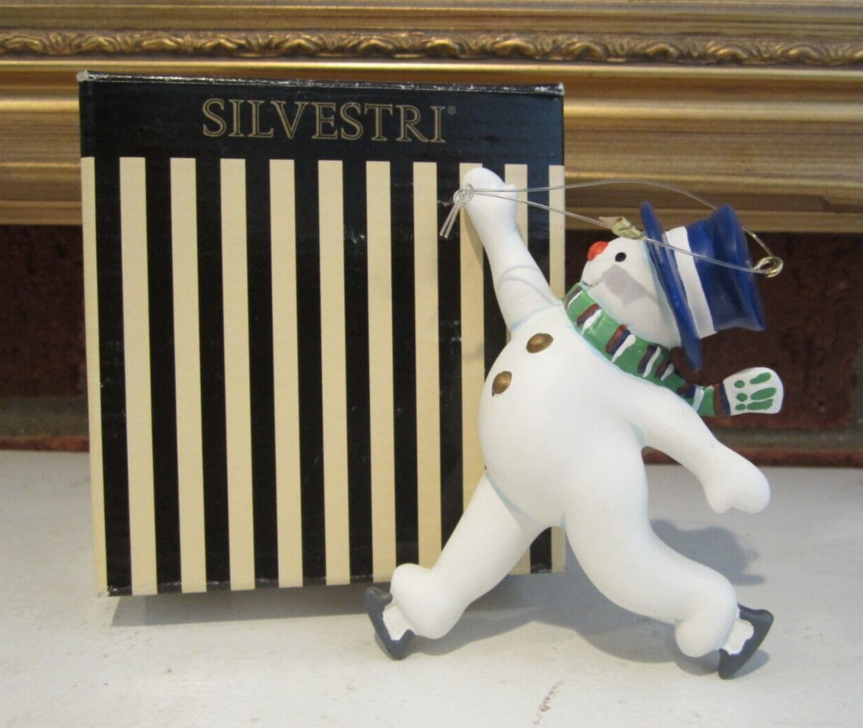 SILVESTRI Skating SNOWMAN Ornament #7063 In Original Box Jaunty Snowman