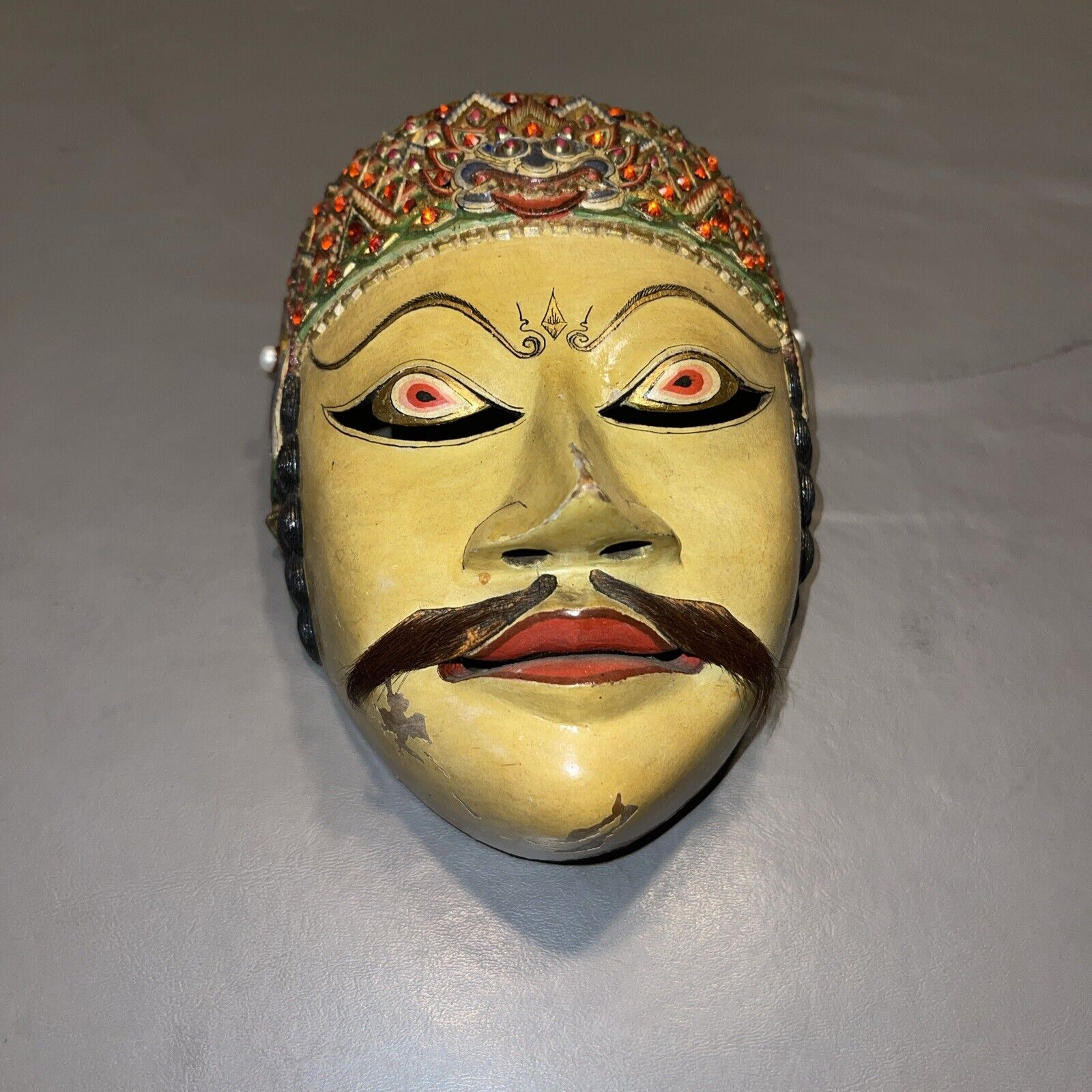 Superb vintage asian mask